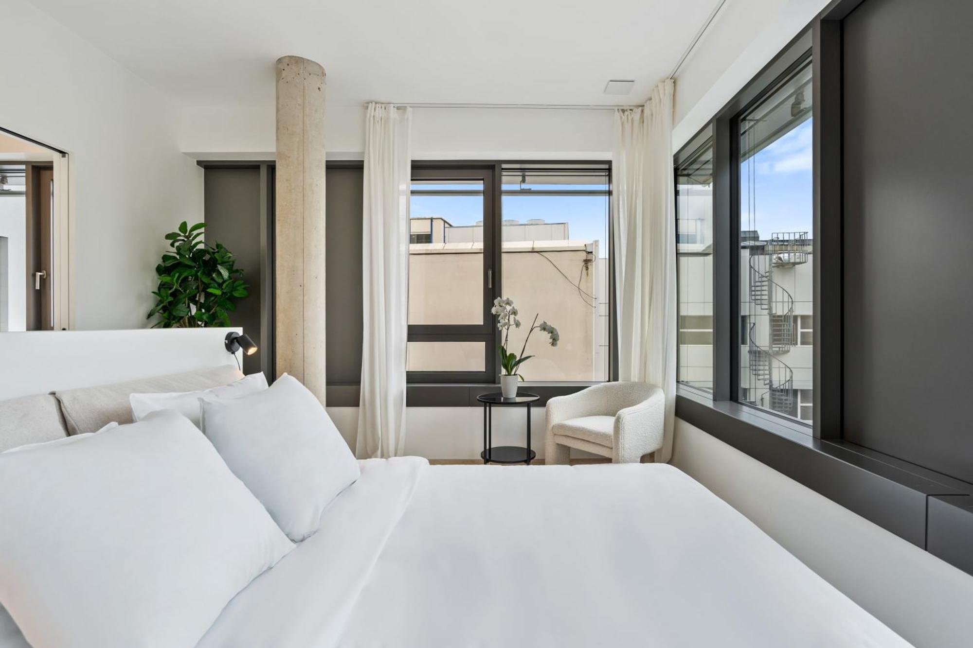 Elegant 2Br With Balcony In Heart Of Luxembourg Apartment Ngoại thất bức ảnh