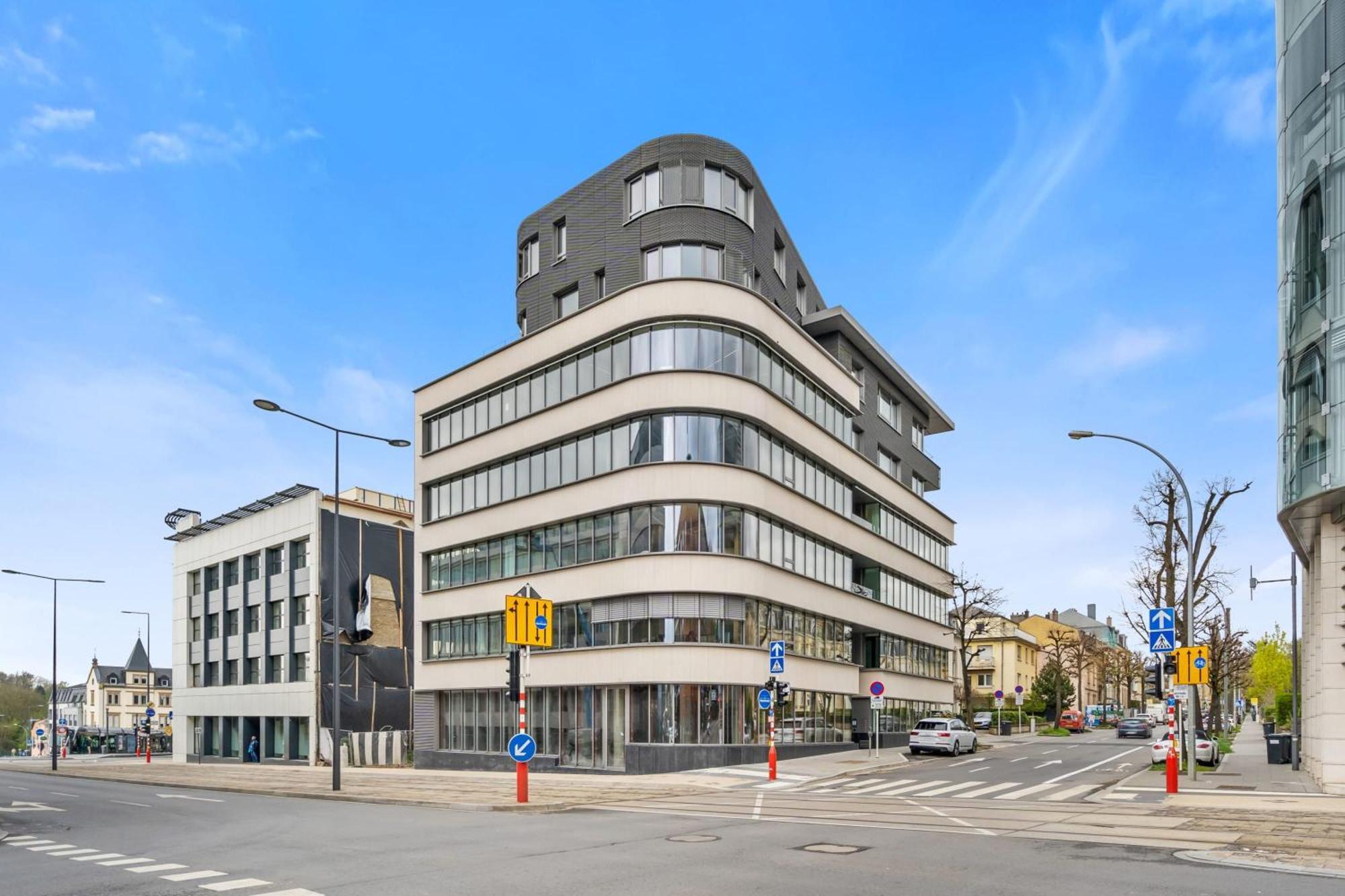 Elegant 2Br With Balcony In Heart Of Luxembourg Apartment Ngoại thất bức ảnh